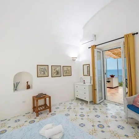 La Casa Di Nonno Mario Praiano