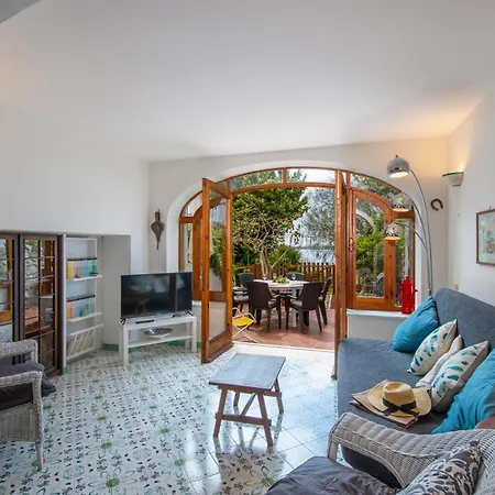 Appartamento La Casa Di Nonno Mario Praiano